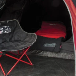 Coleman Blackout 4 Festival Collection Igluzelt Black/Red Damen, Herren -Geschäft für Outdoor-Campingausrüstung coleman blackout 4 2000032322 03 gross