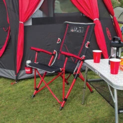 Coleman Bungee Festival Collection Klappstuhl Black/Red Damen, Herren -Geschäft für Outdoor-Campingausrüstung coleman furniture festival bungee chair 2000032320 05 gross