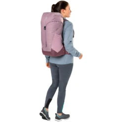 Deuter AC Lite SL 28 Wanderrucksack Grape/Aubergine Damen -Geschäft für Outdoor-Campingausrüstung deuter ac lite 28 sl grape 3420921 5568 05 gross