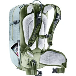 Deuter Attack SL 18 Protektorrucksack Sage/Khaki Damen, Herren -Geschäft für Outdoor-Campingausrüstung deuter attack 18 sl 3210221 2273 08 gross