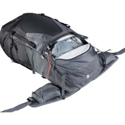 Deuter Futura Air Trek 50+10 Trekkingrucksack Black/Graphite Damen, Herren -Geschäft für Outdoor-Campingausrüstung deuter futura air trek 50 10 3402121 7403 03 gross
