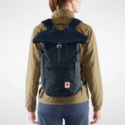 FJÄLLRÄVEN Fjällräven High Coast Foldsack 24 Faltrucksack Navy Damen, Herren -Geschäft für Outdoor-Campingausrüstung fjaellraeven high coast foldsack f23222 560 05 gross