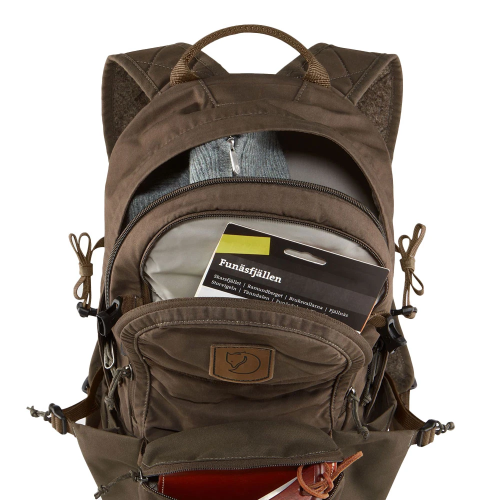 FJÄLLRÄVEN Fjällräven Lappland Hike 15 Wanderrucksack Dark Olive Damen, Herren 5 FJÄLLRÄVEN Fjällräven Lappland Hike 15 Wanderrucksack Dark Olive Damen, Herren – Bild 3