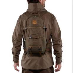 FJÄLLRÄVEN Fjällräven Lappland Hike 15 Wanderrucksack Dark Olive Damen, Herren 17 FJÄLLRÄVEN Fjällräven Lappland Hike 15 Wanderrucksack Dark Olive Damen, Herren -Geschäft für Outdoor-Campingausrüstung fjaellraeven lappland hike 15 f27230 633 07 gross