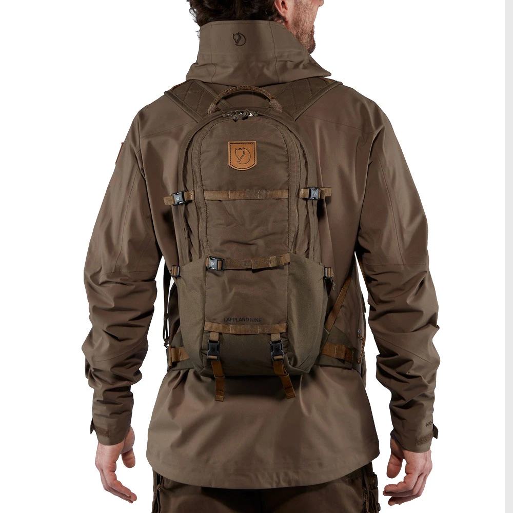 FJÄLLRÄVEN Fjällräven Lappland Hike 15 Wanderrucksack Dark Olive Damen, Herren 10 FJÄLLRÄVEN Fjällräven Lappland Hike 15 Wanderrucksack Dark Olive Damen, Herren – Bild 8