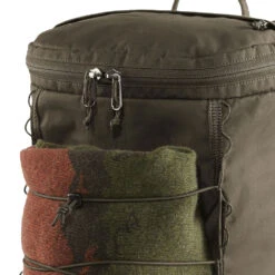 FJÄLLRÄVEN Fjällräven Singi 20 Wanderrucksack Dark Olive Damen, Herren -Geschäft für Outdoor-Campingausrüstung fjaellraeven singi 20 f23319 633 02 gross