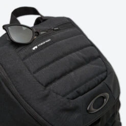 Oakley Enduro 3.0 25L Rucksack Blackout Damen, Herren 11 Oakley Enduro 3.0 25L Rucksack Blackout Damen, Herren -Geschäft für Outdoor-Campingausrüstung oakley enduro 3 fos900737 02u 04 gross