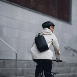 Thule Tact Sling 8L Bodybag Black Damen, Herren -Geschäft für Outdoor-Campingausrüstung thule tact sling bag 8l 3204710 black 09 gross